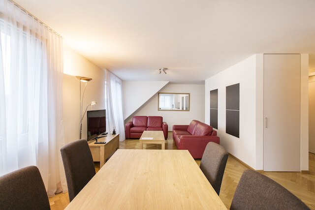 ネスト - ヴァインベルグ