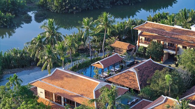 ス リトリート ホイアン - リバーフロント リゾート