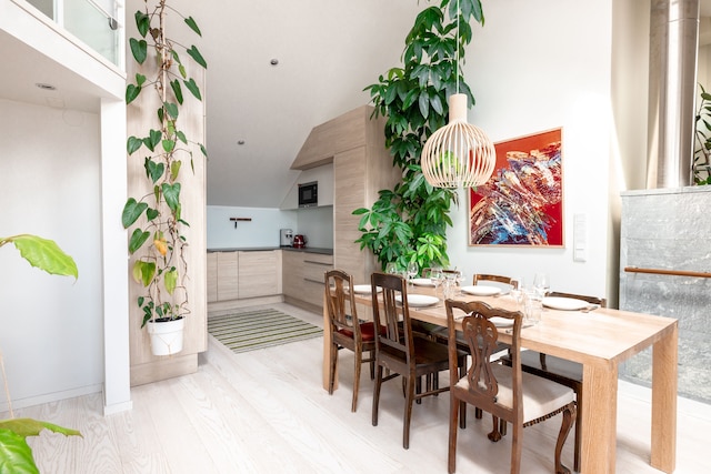 2ndhomes 2BRペントハウスwテラス&サウナ