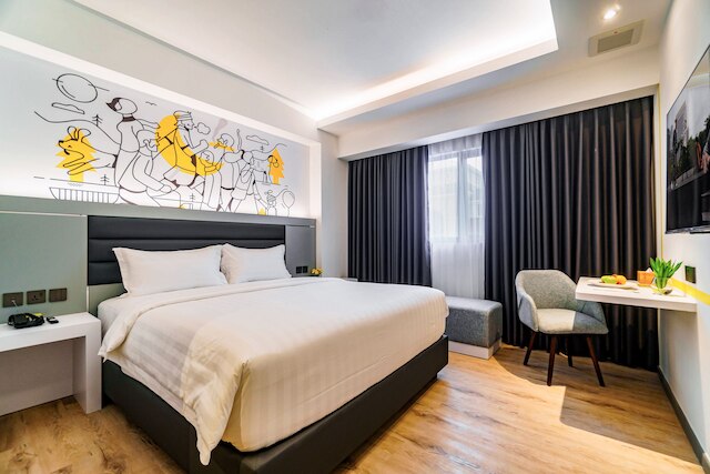 イエロ ホテル ハーバー ベイ バタム