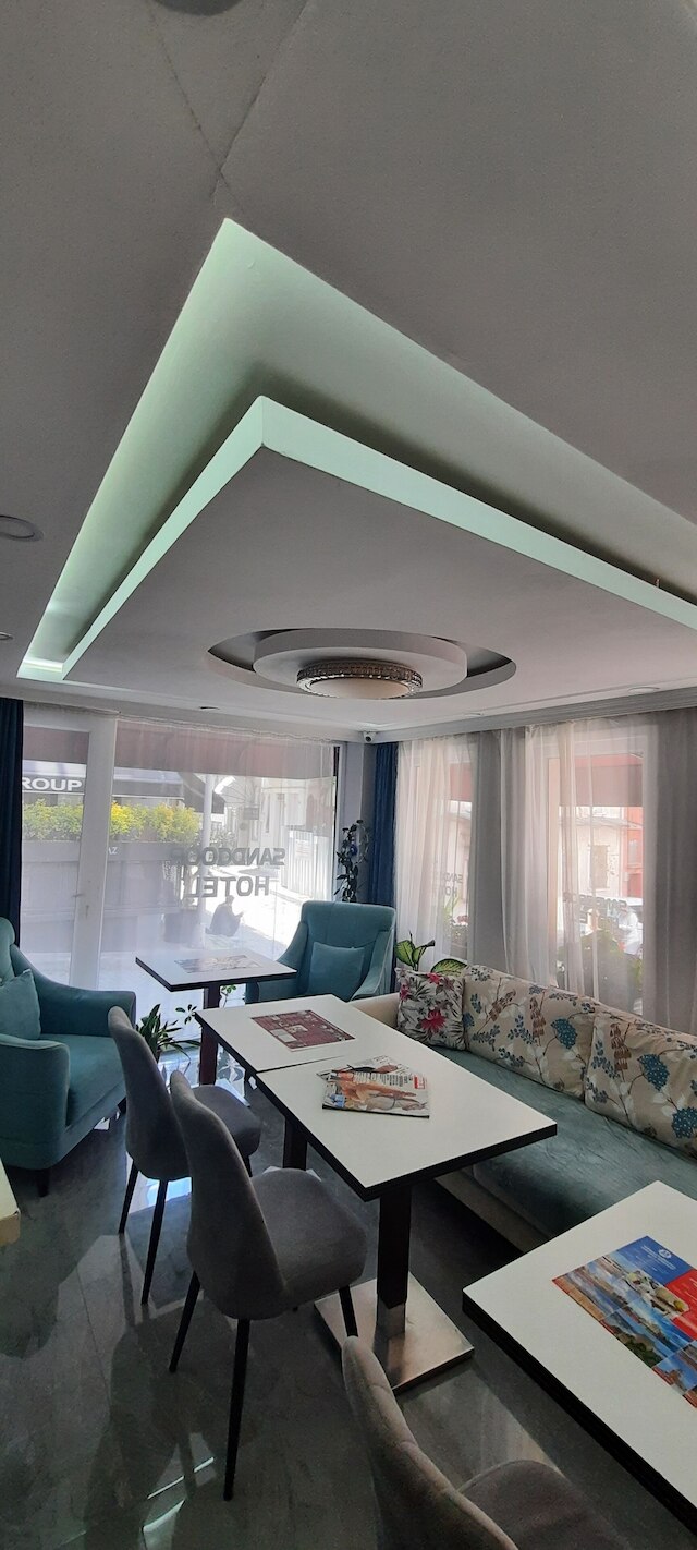 サンドドアホテル