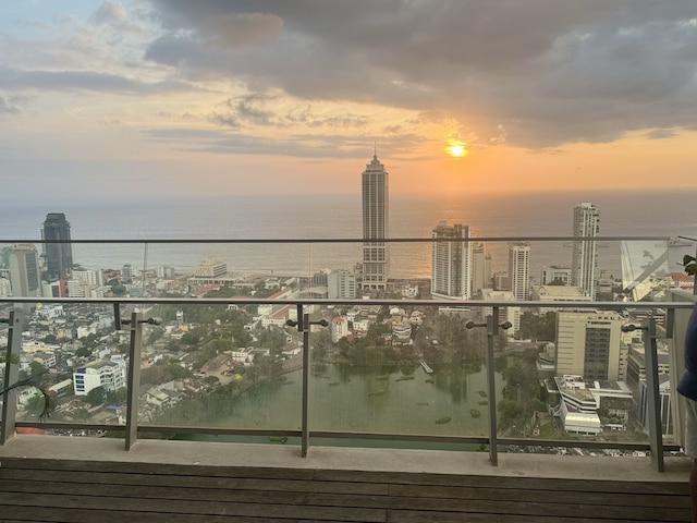 ラグジュ コロンボ ハイツ