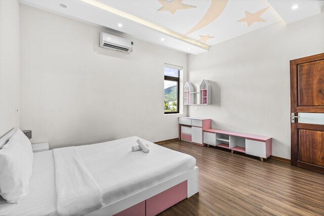 ハン川近くのローズマリーヴィラ