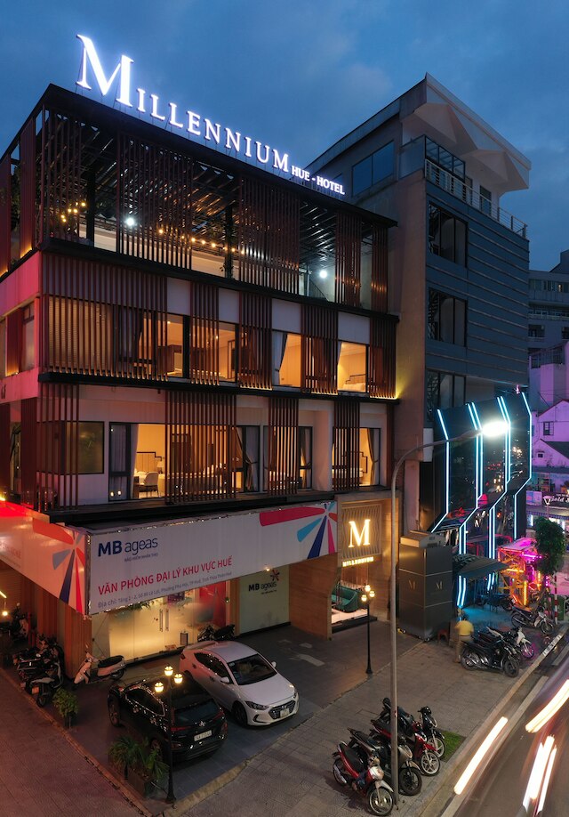 ミレニアム・ヒューホテル