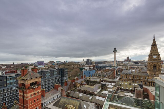 ホワイトチューリップセントラル3ベッドルームデュプレックスロフト