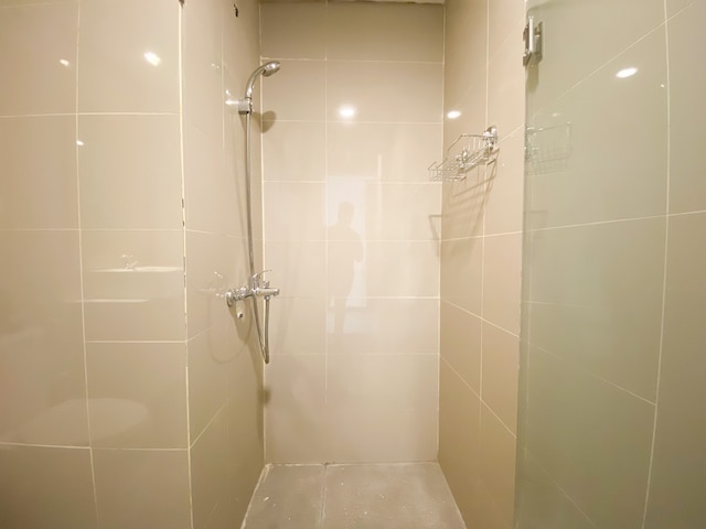 ホーミー アンド ストラテジック スタジオ (ノー キッチン) アット セントラランド スマラン アパートメント