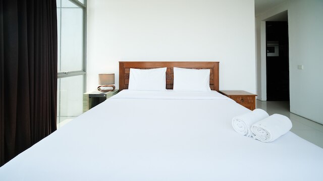 ホーミー 11ッドー ウィズ エクストラ ルーム  アパートメント  アット アルヤドゥータ  レジデンス  スラバヤ