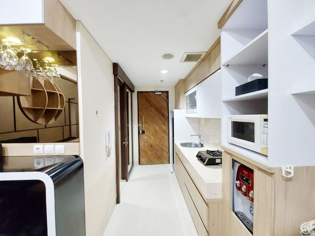 モダン ルック 1ッBーム アット ウッタラ ザ アイコン  アパートメント