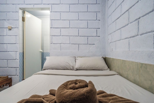 アンマラレギアンバイビラリシ