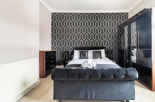 ハウス ウィズ モダン インテリア コンビニエントリー ロケーテッド