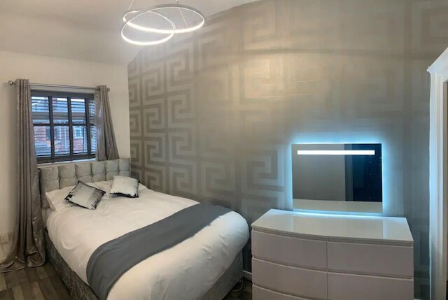 ハウス ウィズ モダン インテリア コンビニエントリー ロケーテッド