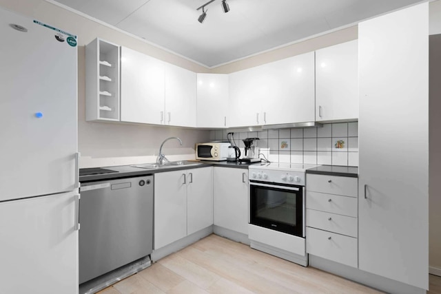 ラブリー 3 ベッドルーム アパートメント ウィズ ザ ビュー オブ オーロラ