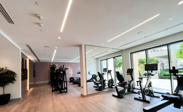 極度のラグジュアリーブルージュロワイヤルバルコニー&ダウンタウンビュー