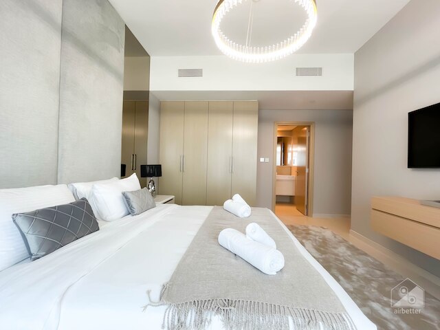 ダウンタウンの中心部で究極の豪華さ