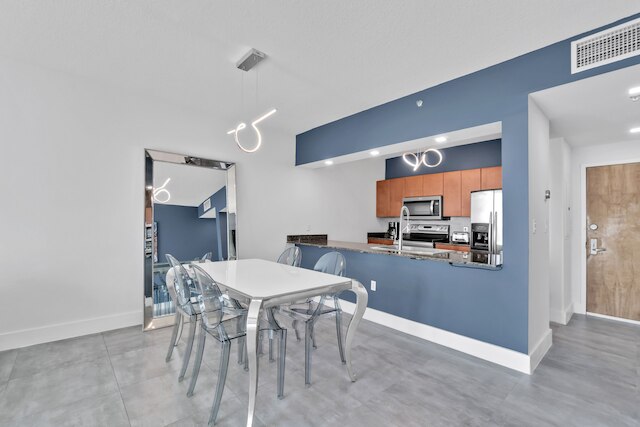 43rd フロア ペントハウス イン ブリッケル