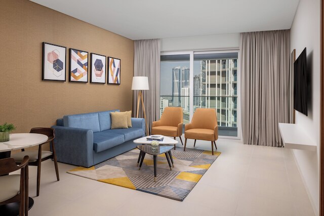 ステイブリッジ スイーツ ドバイ ビジネス ベイ by IHG