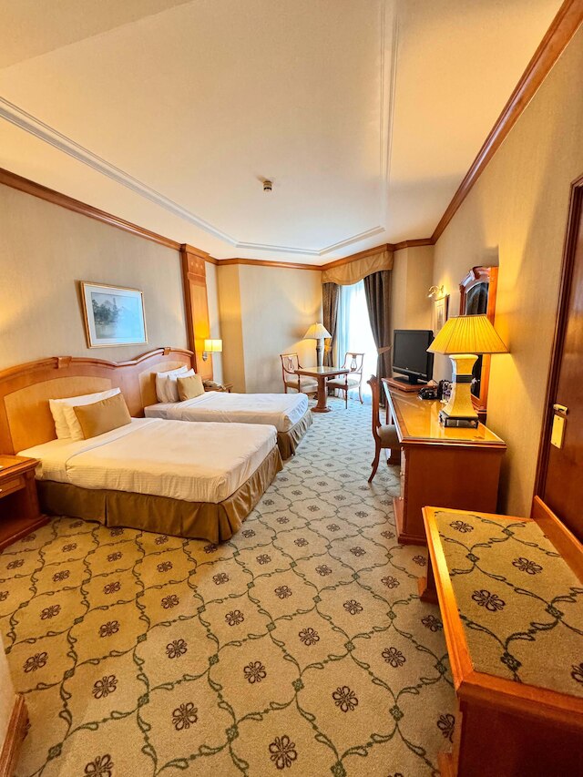 ナイト・キャッスル・ホテル