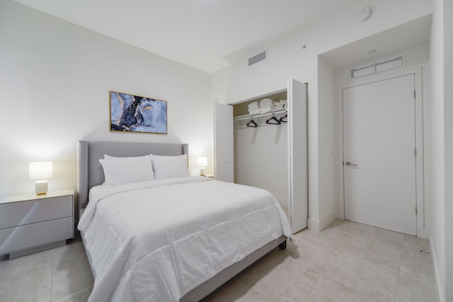 ハイエンド ブリッケル コンド