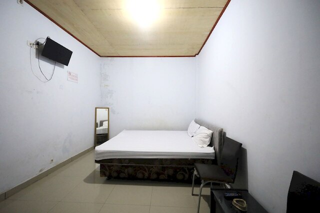 ホテル O コス チトラ シャリア ニア ブキット マレゾ