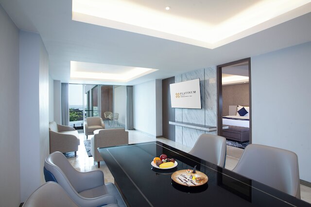 プラチナホテルジンバランビーチバリ