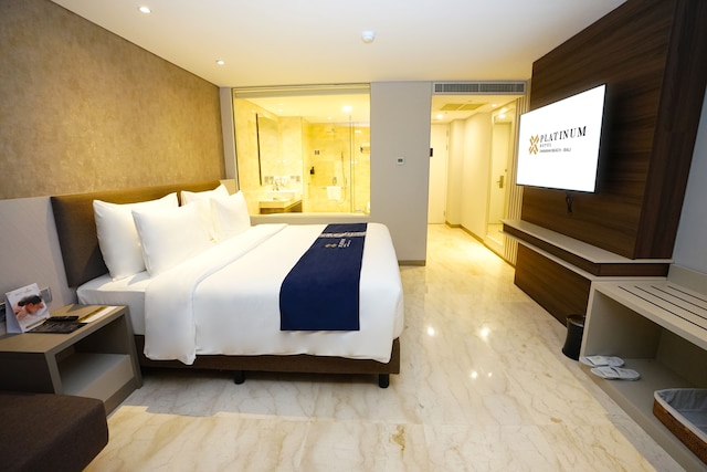 プラチナホテルジンバランビーチバリ