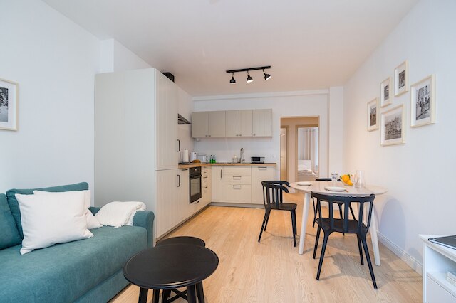 ショートステイポーランド ダンブロシャカウ B138