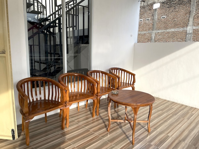 ホテル O ペンギナパン ムサフィル シャリア ニア パラマウント ウーマン & チルドレンズ ホスピタル