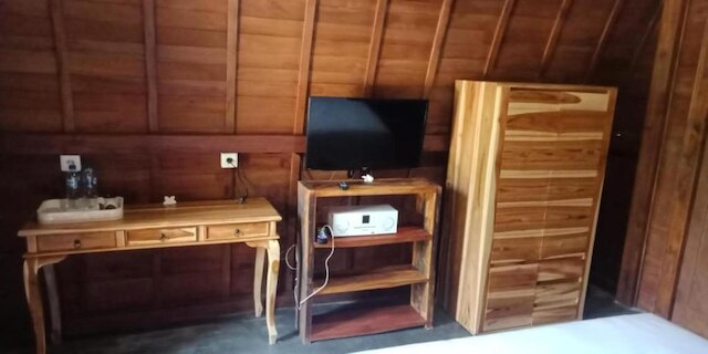 クブ・セラト・ヴィラ・アンド・グランピング