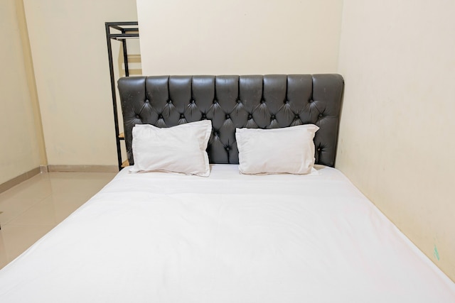 ホテル O リンジャニ ゲストハウス