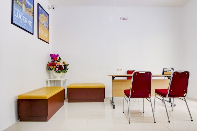 OYO 90322 ジョイ ホームステイ ニア ベラ テラ ライフスタイル センター