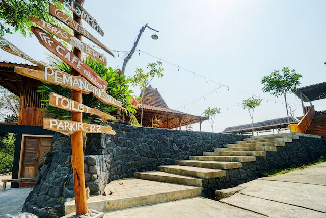 キャピタル O 93238 レンバ ンバロン  リゾート