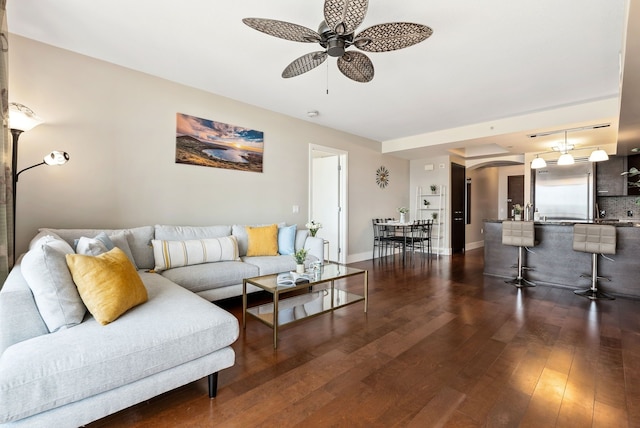 アリュール ワイキキ 2 ベッドルーム コンドミニアム バイ レッドオーニング