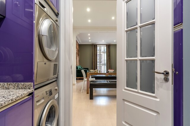 Enjoybcnタピエスアパートメント