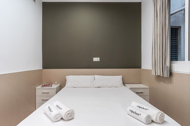 Enjoybcnタピエスアパートメント