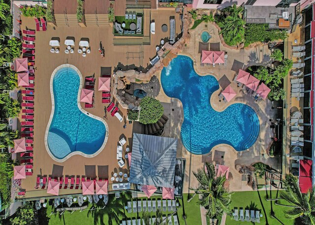 アレクサンダー オテル