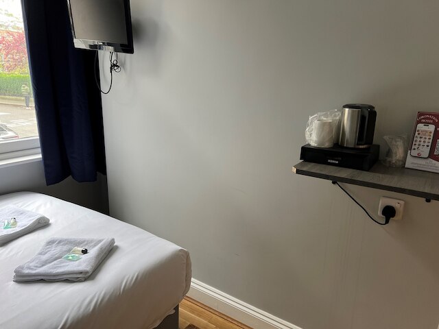 コロネーションホテル