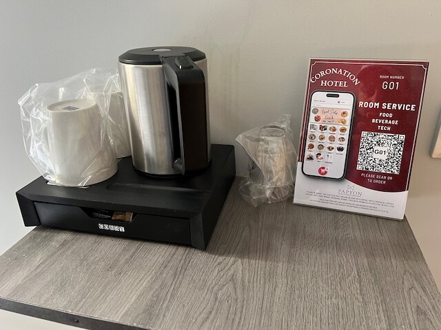 コロネーションホテル