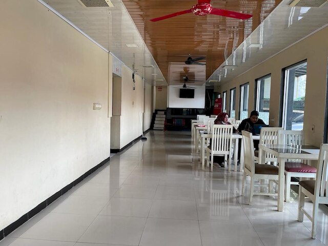 キャピタル O 93285 レジデンス ホテル シャリア