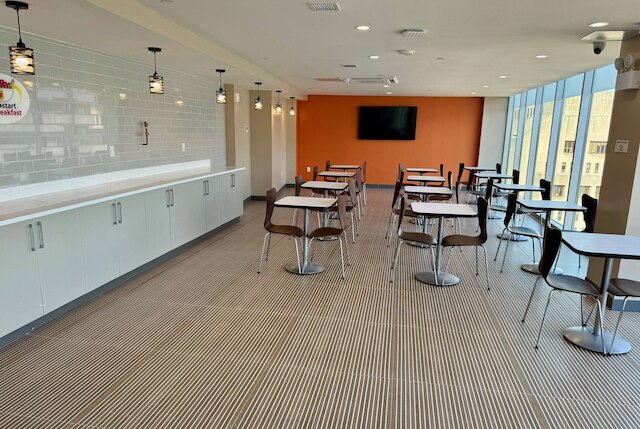 スーパー 8 バイ ウィンダム ブロンクス ニア スタジアム