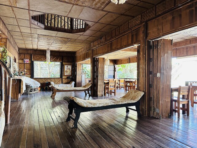 バンブーハウス・ビーチロッジ&レストラン