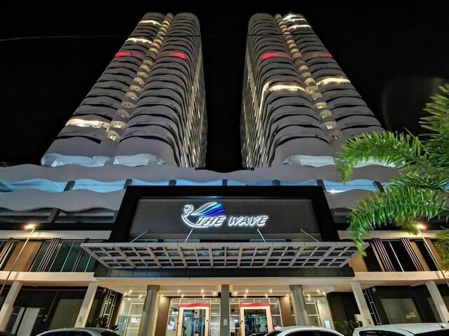 ザ・ウェーブ・レジデンス
