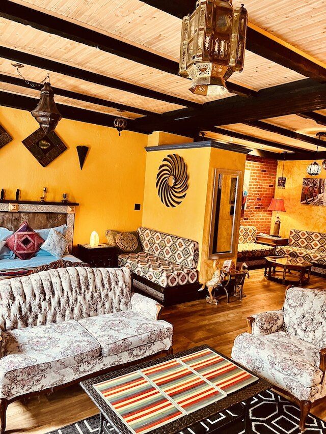 ドゥ・モンド旅館