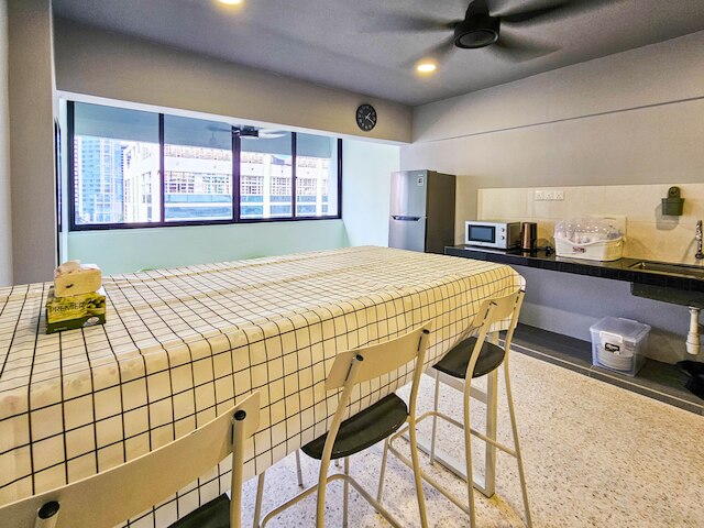 ステイ429-ジャランアロール バイ シャインステイ