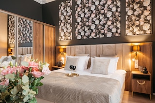 ホワイトロータス - ロフトアフェア コレクション