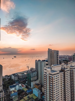 バーチ タワー マニラ