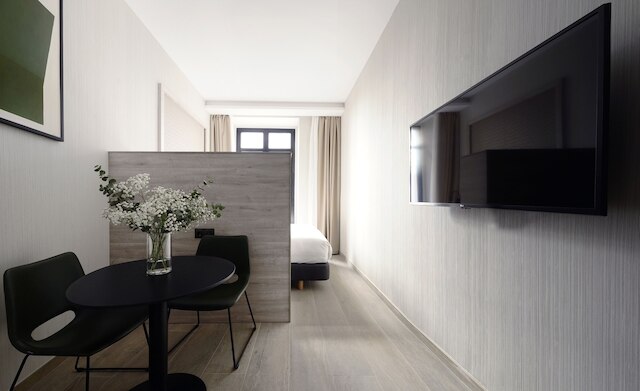 ヌマ マドリード ルナ