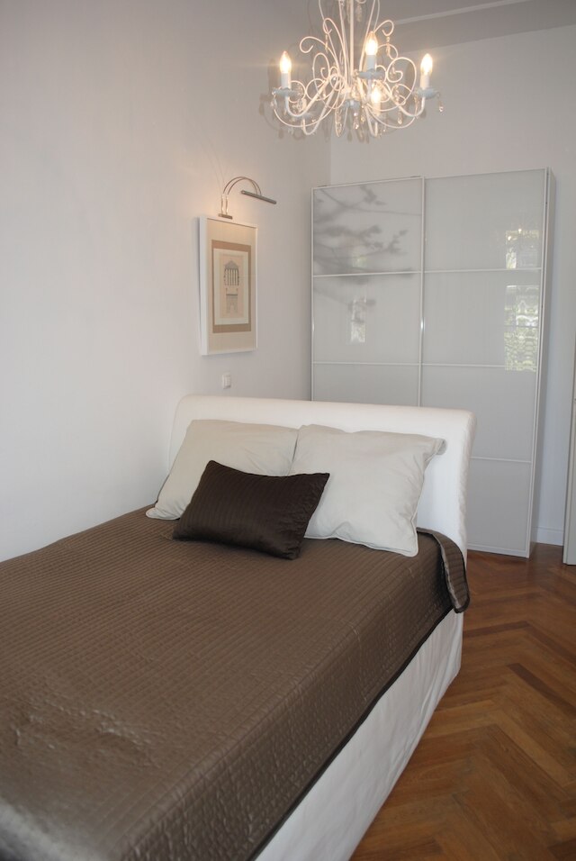 クンストハウスアパートメンツ