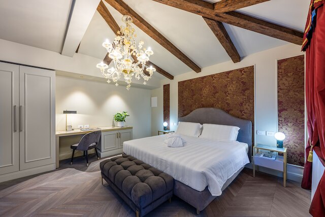 ホテル パラッツィーナ サルディ