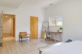 セドナ サンライズ バイ アバントステイ マジェスティック レッド ロックス ビュースウォーク トゥ ジョーダン トレイルヘドペロトン バクホット タブウィファィ