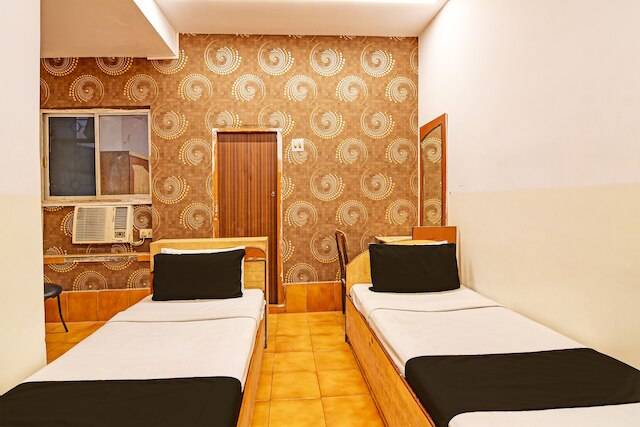 ホテルディナール